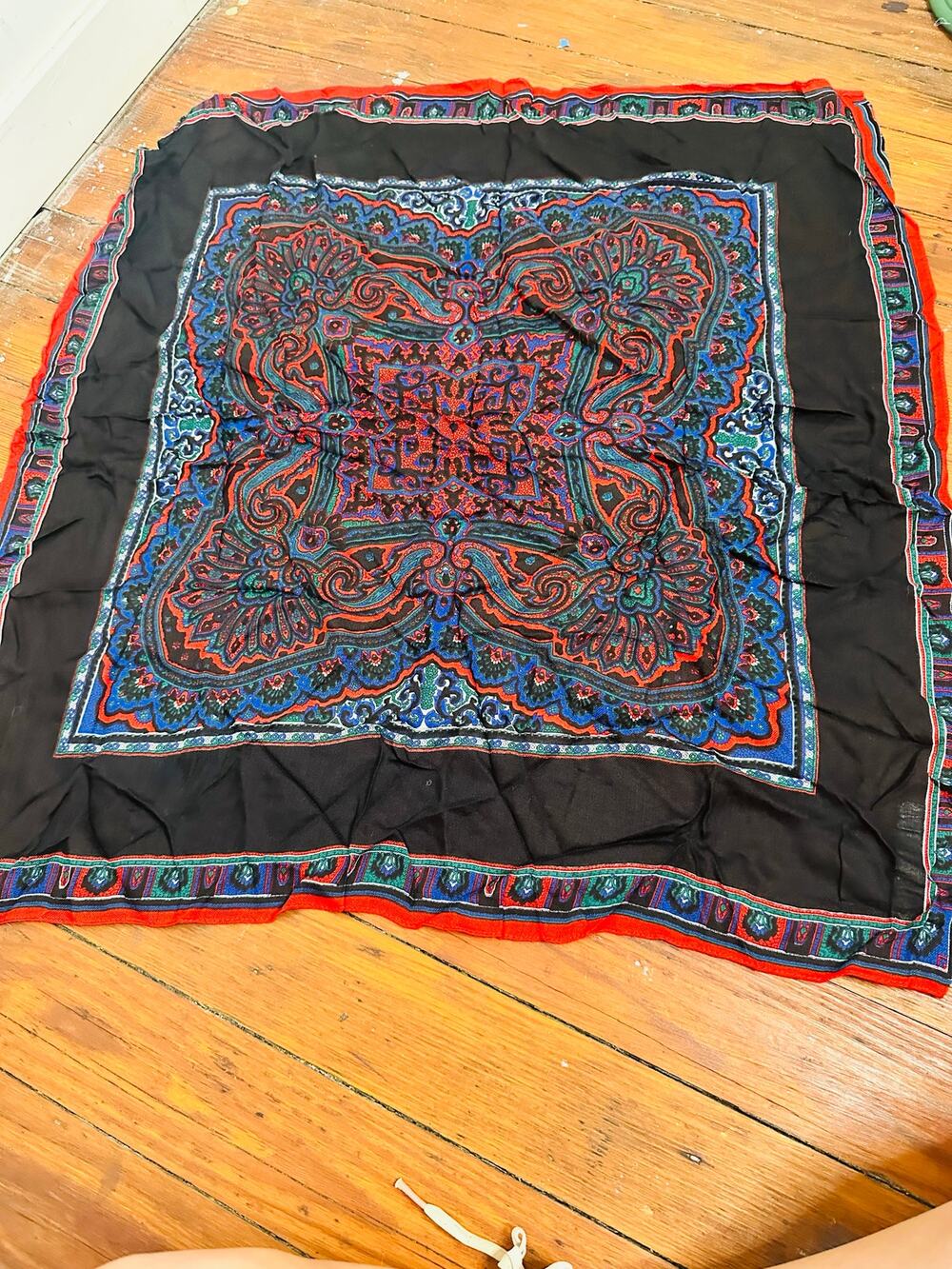 Vintage AMANDA SMITH Black Red Green Paisley Italy Rayon Scarf